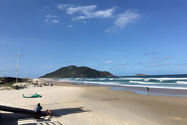 Costão do Santinho/wi-fi/AR/churrasqueira - SBR203