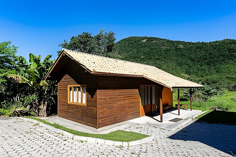 Charmosa Cabana em lindo sítio. Wi-fi e Ar - cab6