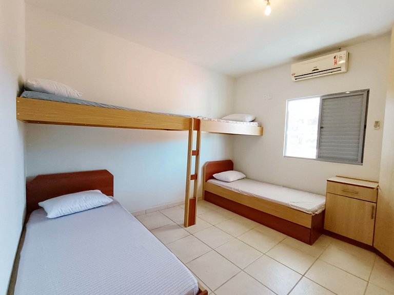 Casa na praia dos Ingleses, 5 dorm, piscina -ALE90