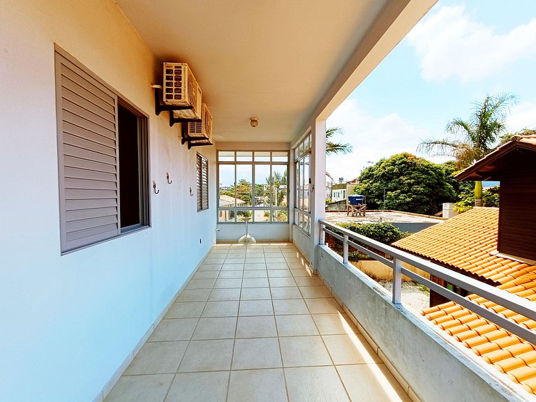 Piscina, churrasq, ar cond. casa/400m mar - ALE90