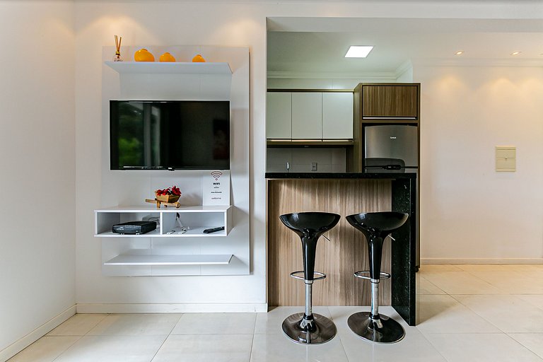 Apartamento Ingleses Sul, 50m do mar - LEN203