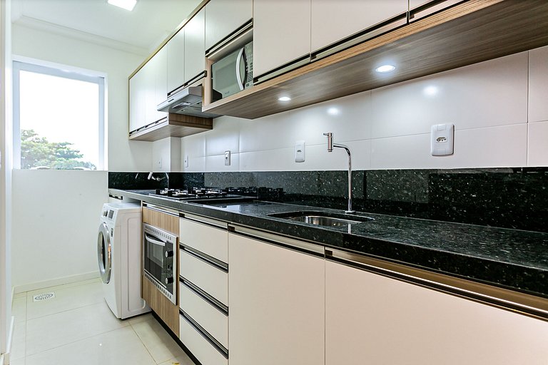 Apartamento Ingleses Sul, 50m do mar - LEN203