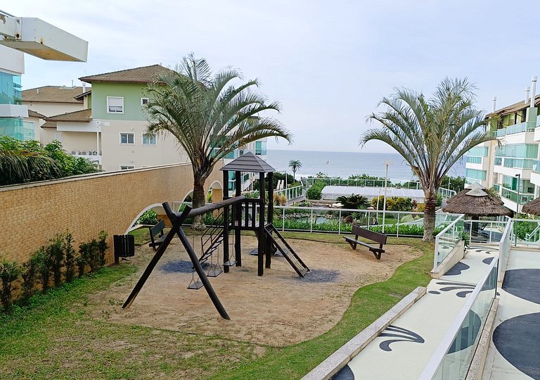 Cobertura pé na areia, Praia do Santinho - ASR004