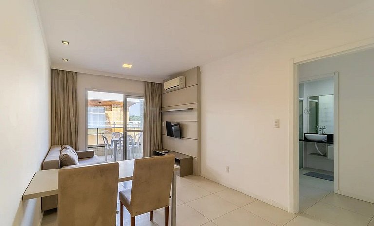 Ingleses Apart - Frente mar com piscina - IAP212