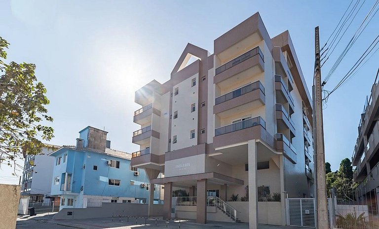 Ingleses Apart - Frente mar com piscina - IAP411