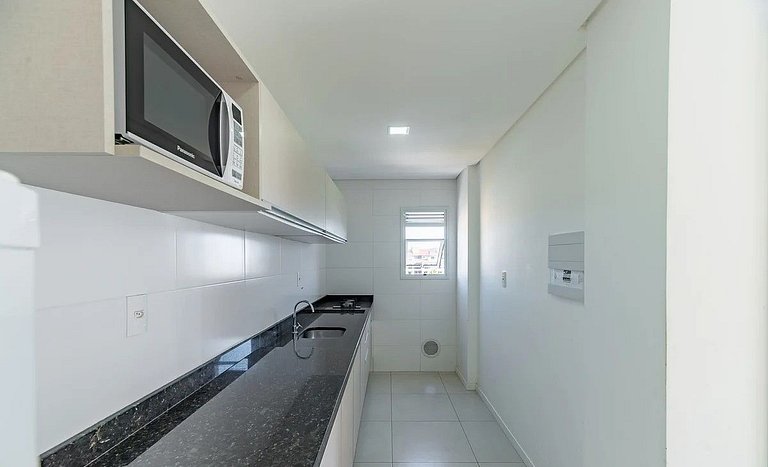 Ingleses Apart - Frente mar com piscina - IAP213