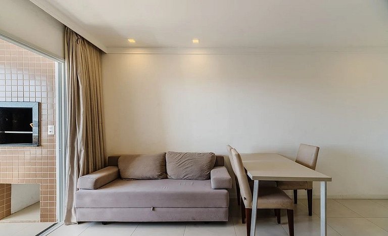 Ingleses Apart - Frente mar com piscina - IAP401
