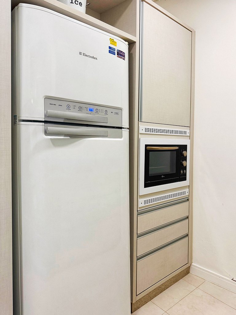Luxo de apto. Condomínio Clube - ASR105-3