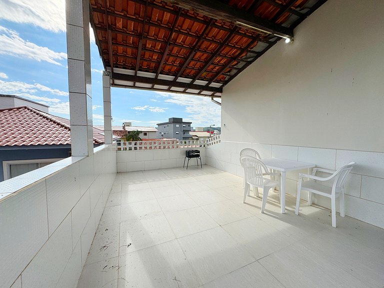 Casa/sobrado centro dos Ingleses - MAC93