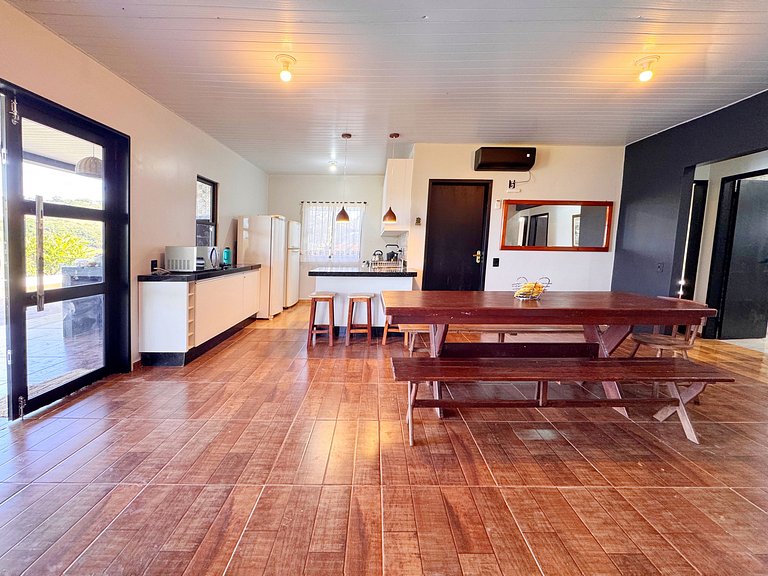 Casa nas Marinas, conforto, W-fi, Ar cond - BVA