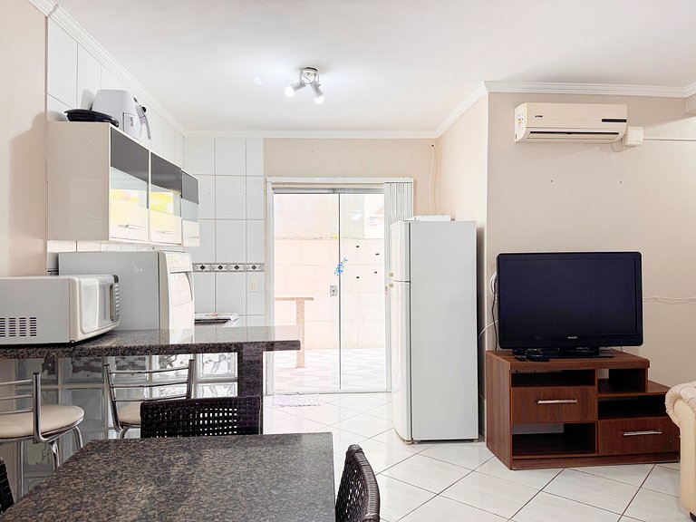 Apartamento térreo com pátio privativo - RMA103