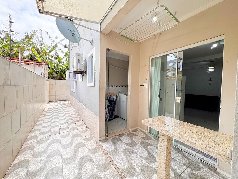 Apartamento térreo com pátio privativo - RMA103