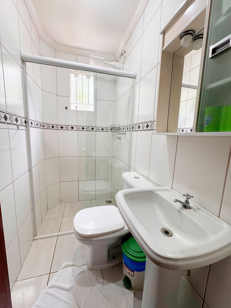 Apartamento térreo com pátio privativo - RMA103