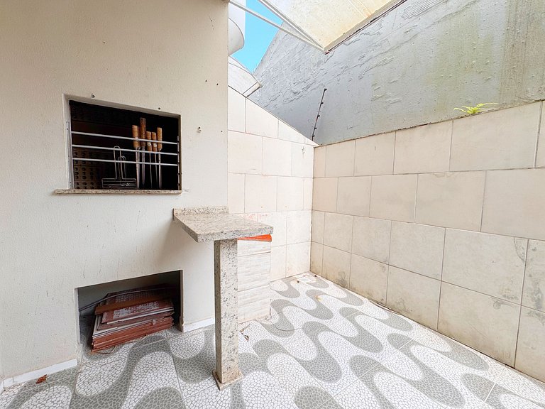 Apartamento térreo com pátio privativo - RMA103
