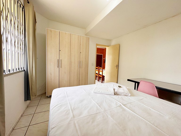 Apto 1dorm. com pátio e churrasqueira - PRC002