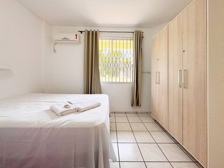 Apto 1dorm. com pátio e churrasqueira - PRC002