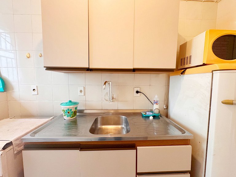 Apto 1dorm. com pátio e churrasqueira - PRC002