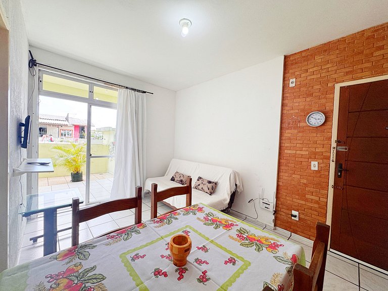 Apto 1dorm. com pátio e churrasqueira - PRC002