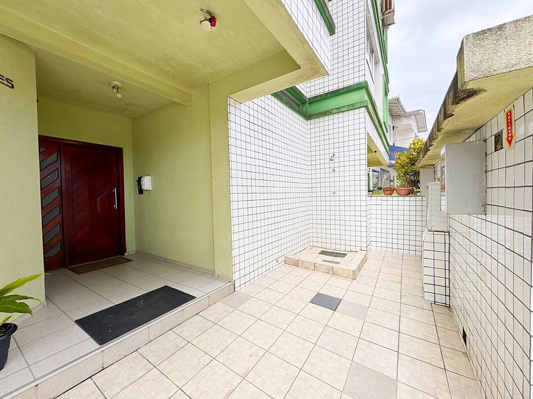 Apto 1dorm. com pátio e churrasqueira - PRC002