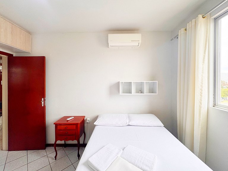 Apê no centrinho dos ingleses, vista mar - TPZ402