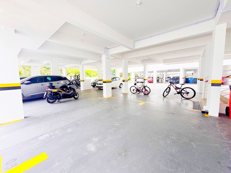 Apto 2 dorm. com ar em Canasvieiras - BEL202A