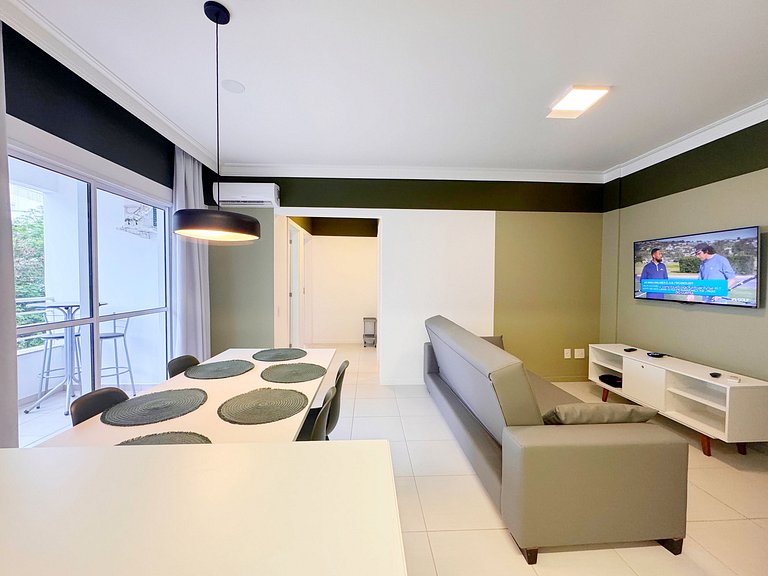 Apto 2 dorm. com ar em Canasvieiras - BEL202A