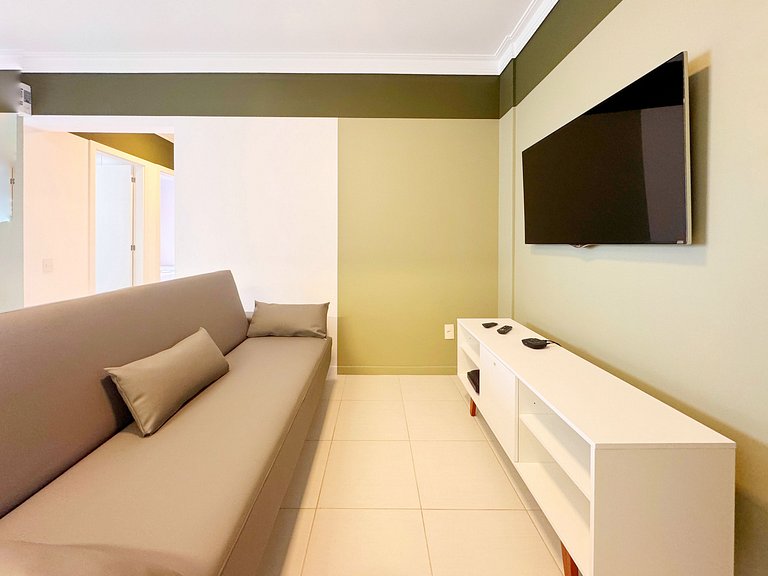 Apto 2 dorm. com ar em Canasvieiras - BEL202A