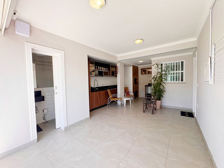 Casa moderna e extremamente confortável - R1552