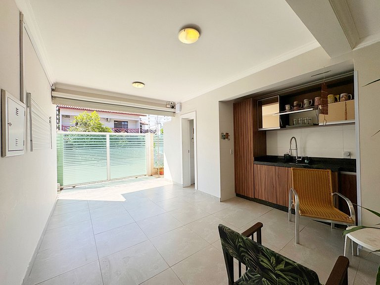 Casa moderna e extremamente confortável - R1552