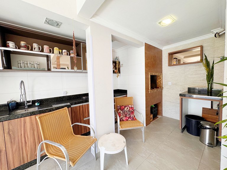 Casa moderna e extremamente confortável - R1552