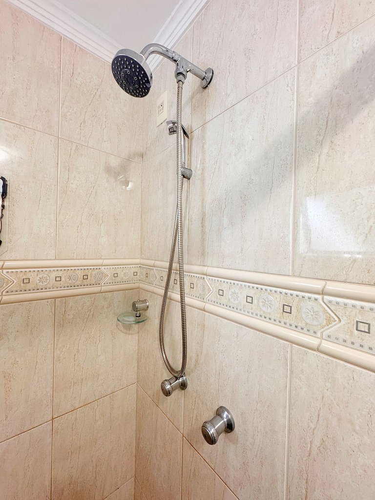 Casa moderna e extremamente confortável - R1552