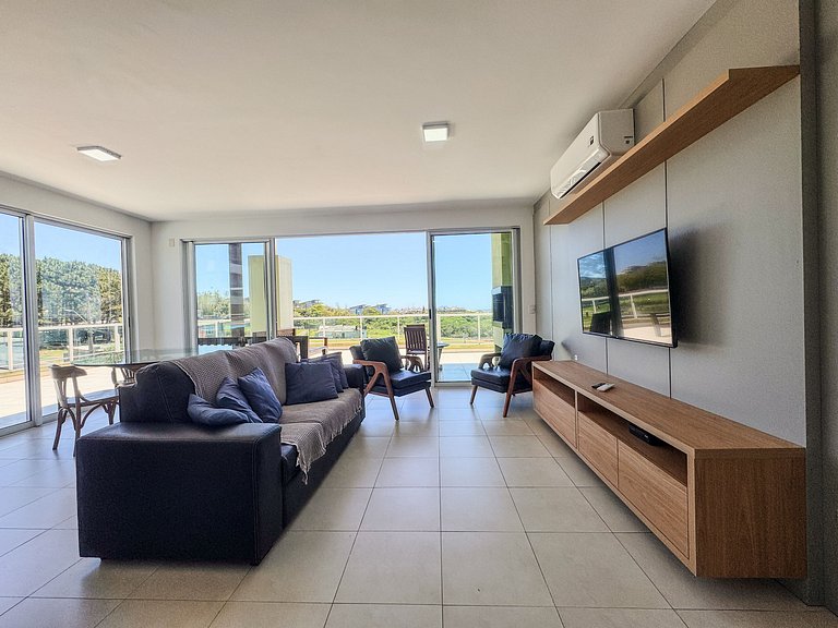 Cobertura pé na areia, Praia do Santinho - ASR004