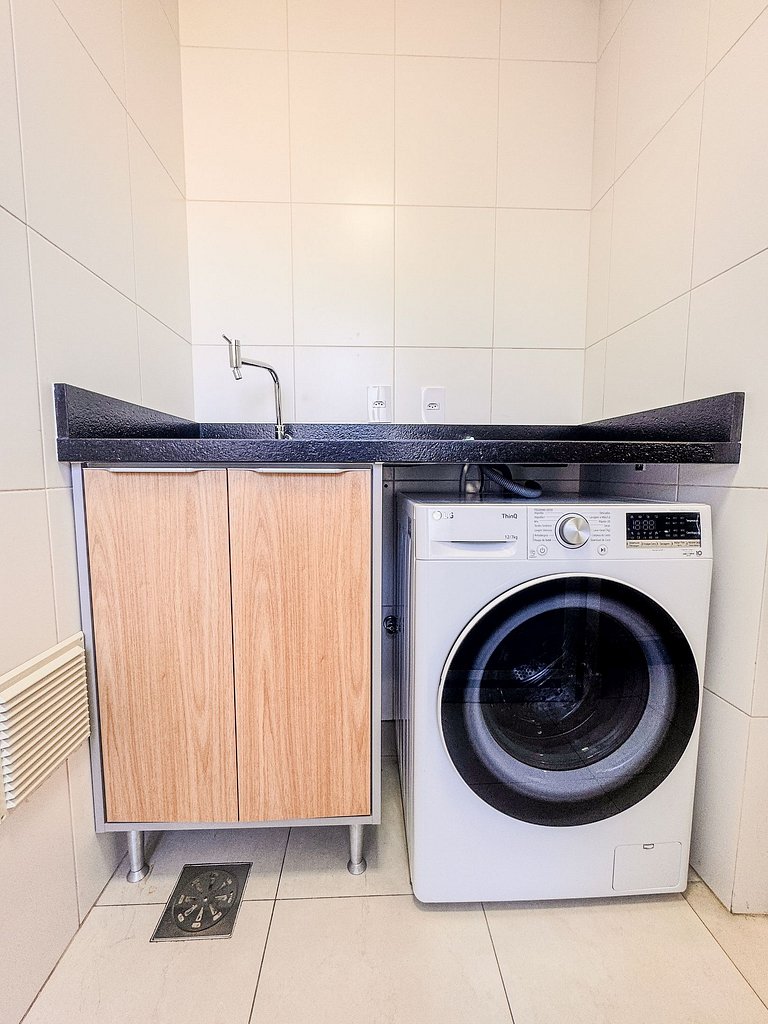 Cobertura pé na areia, Praia do Santinho - ASR004