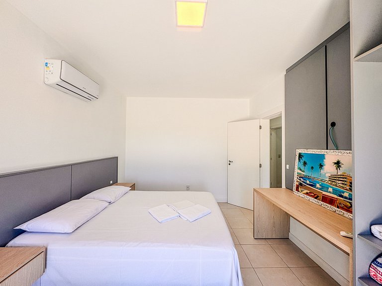 Cobertura pé na areia, Praia do Santinho - ASR004