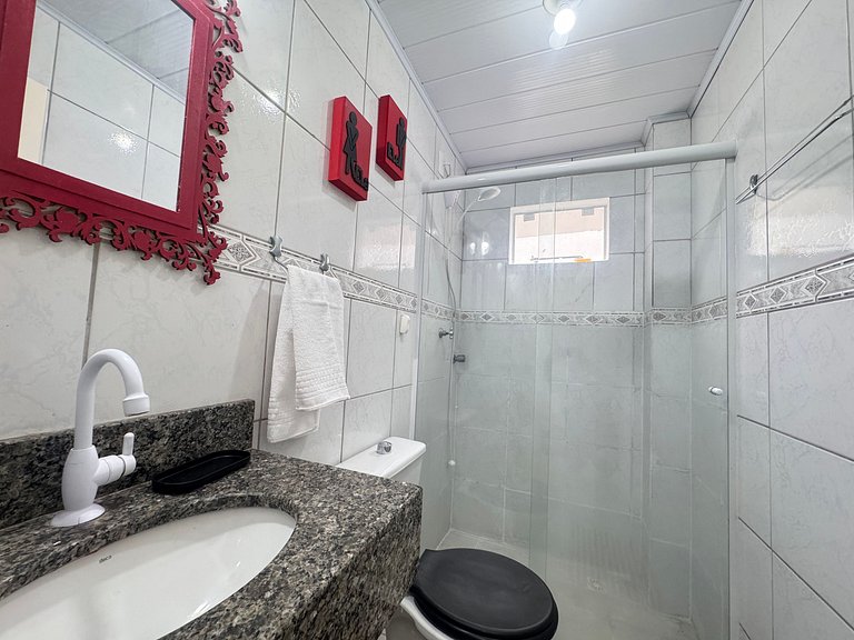 Apto Confortável, Vaga, Cozinha Equipada - ESN302