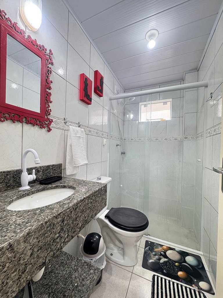 Apto Confortável, Vaga, Cozinha Equipada - ESN302