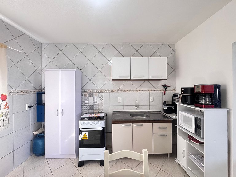 Apto Confortável, Vaga, Cozinha Equipada - ESN302