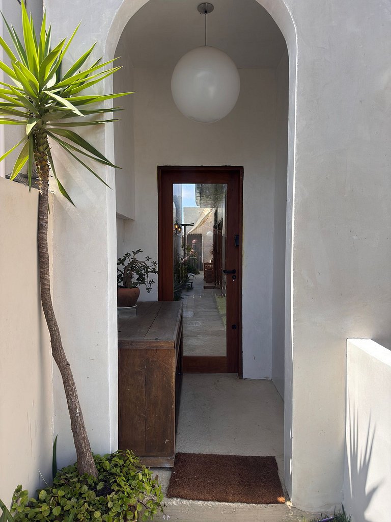 Casa com Jacuzzi Aquecida e Trilha p/Praia - SCR33