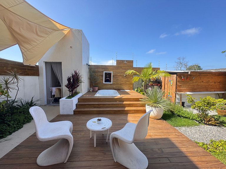 Casa com Jacuzzi Aquecida e Trilha p/Praia - SCR33