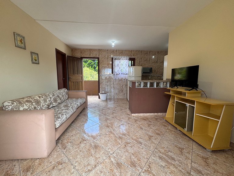 Casa pátio amplo, churrasq. Rio Vermelho - STV142