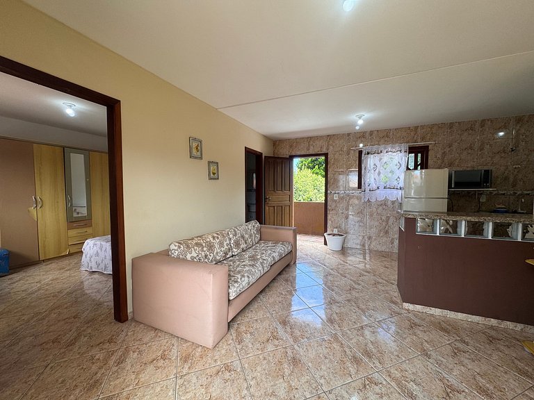 Casa pátio amplo, churrasq. Rio Vermelho - STV142