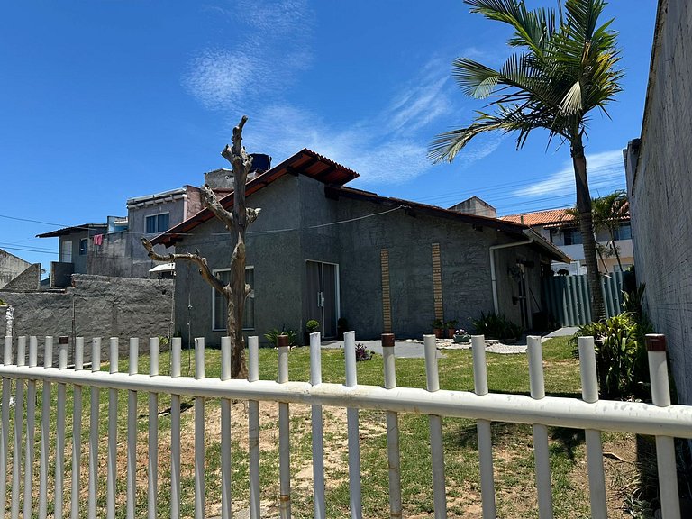 Casa simpática com amplo terreno - REN28