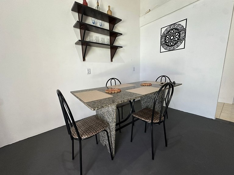 Casa simpática com amplo terreno - REN28