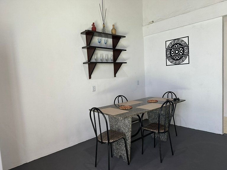 Casa simpática com amplo terreno - REN28