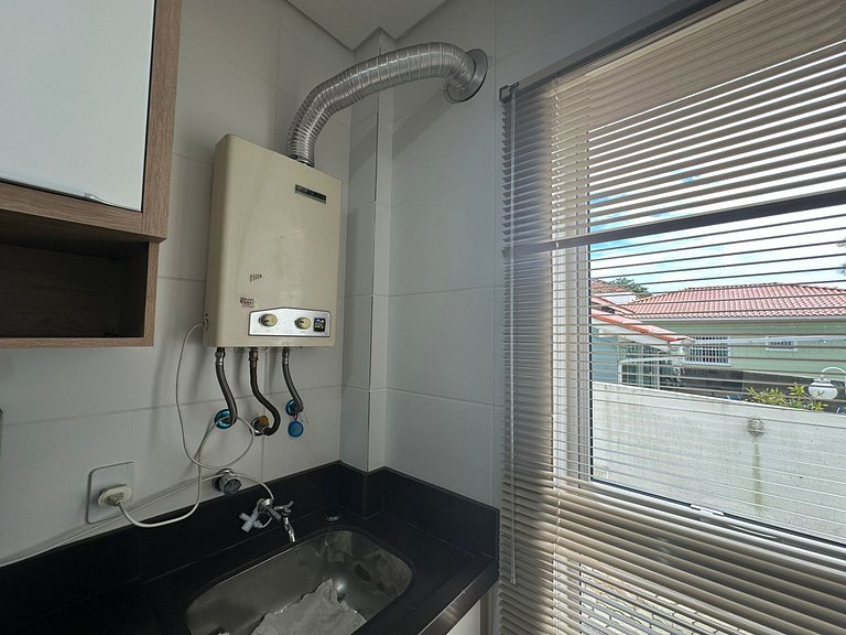 Praia do Santinho, lindo apartamento - INE102