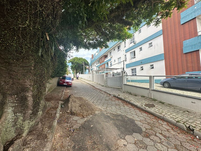 Praia do Santinho, lindo apartamento - INE102