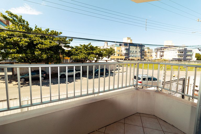 Apartamento, Ar, Churrasqueira a 700m mar - REB101