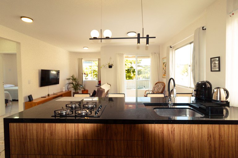 Apartamento, Ar, Churrasqueira a 700m mar - REB101