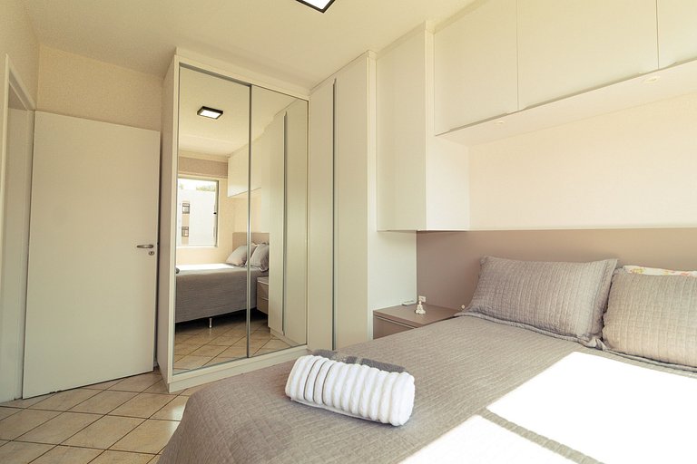 Apartamento, Ar, Churrasqueira a 700m mar - REB101