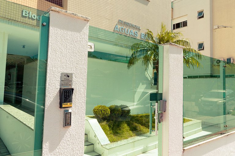 2 Suítes, Ingleses Norte, Piscina, 500m mar-BRI101